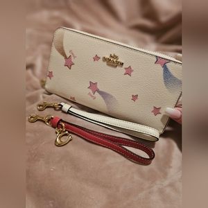 NWT - Authentic Coach Long Zip Around Wallet with Disco Star Print